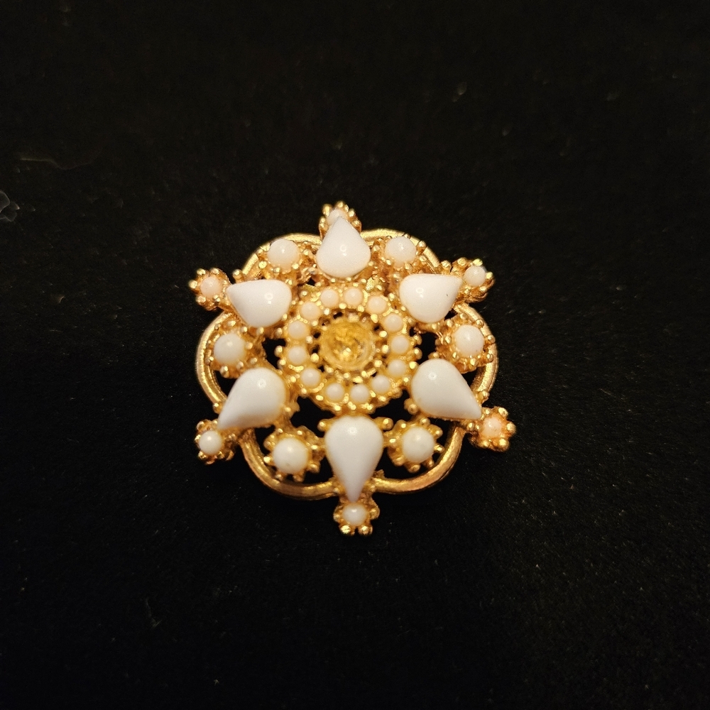 Elegant Gold and White Floral Brooch